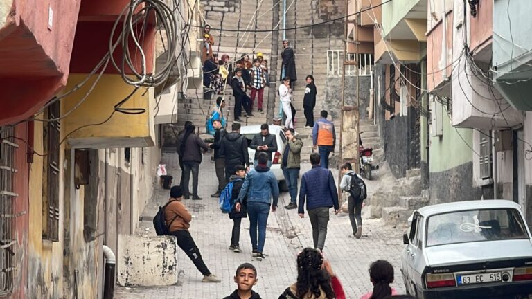 Şanlıurfa’da polisten kaçan gaspçı yakalandı