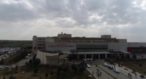 Siverek’te 9 öğrenci gıda zehirlenmesi şüphesiyle hastaneye kaldırıldı