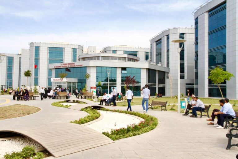 Harran Üniversitesi Hastanesi’nde başarılı operasyon