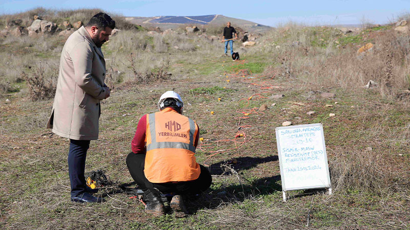 Karaköprü Belediyesi, depreme dayanıklı konutlar için jeofizik araştırmalarını sürdürüyor