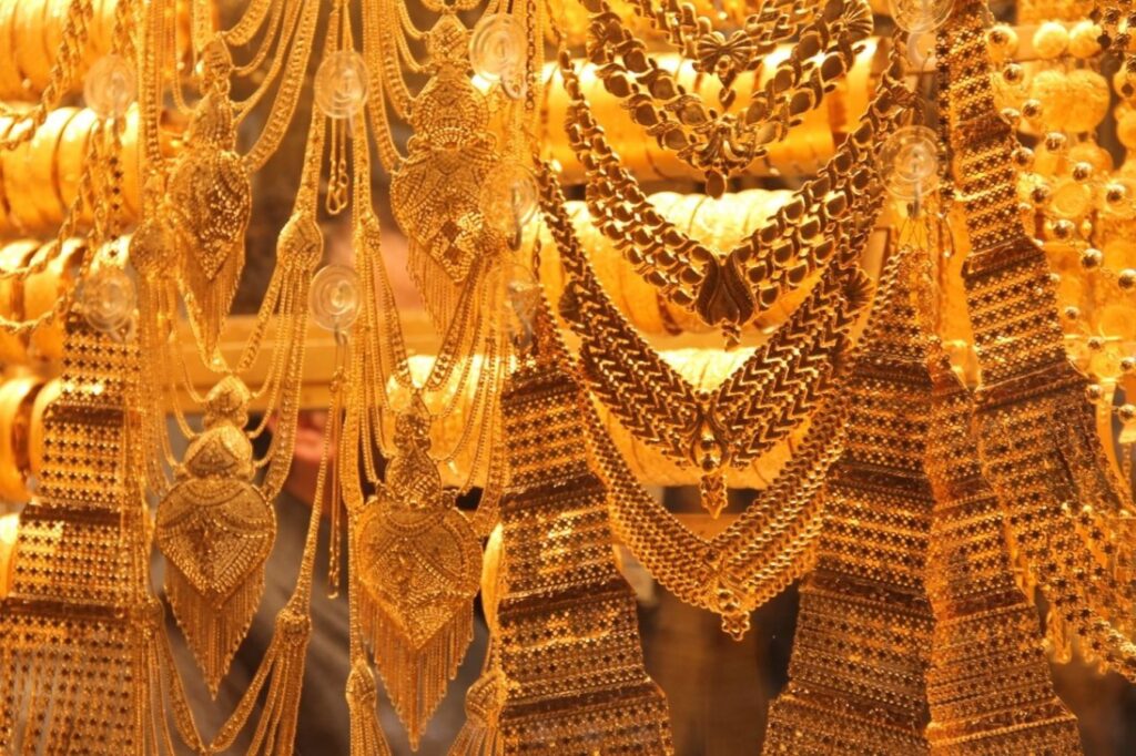 Altın fiyatlarında yükseliş sürüyor