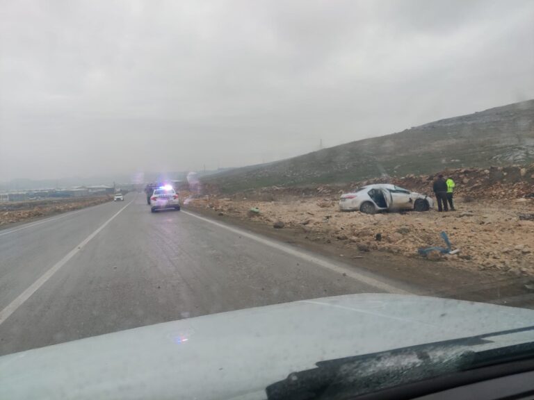 Şanlıurfa’da yağış sonrası trafik Kazası: 1 yaralı