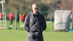 Şanlıurfaspor Teknik Direktörü İrfan Buz’un aşil tendonu koptu