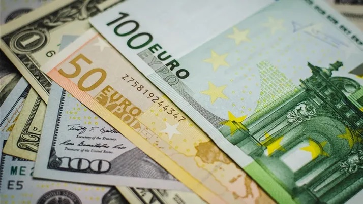 Dolar tarihi zirvesini yeniledi! Euro da yükselmeye devam ediyor