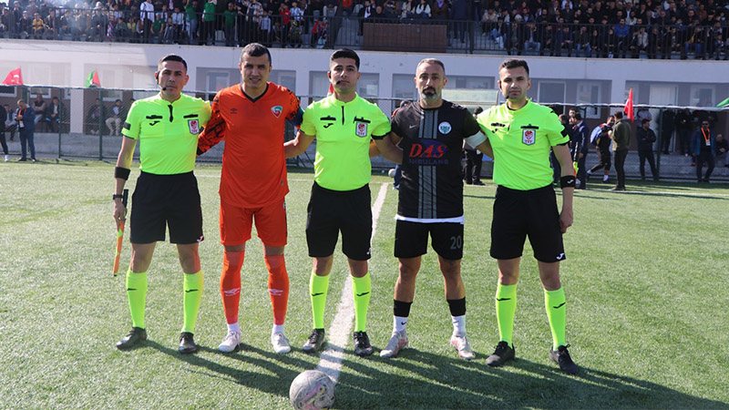 Viranşehir Belediyespor Yayladağıspor’u yenerek liderliğini korudu