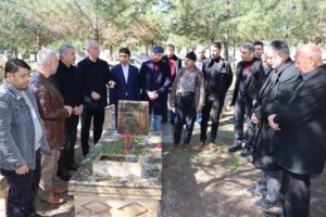 Abdullah Balak Kabrinin başında dualarla anıldı