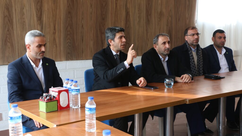 HÜDA PAR Genel Sekreteri Şehzade Demir Şanlıurfa’da kanaat önderleriyle bir araya geldi