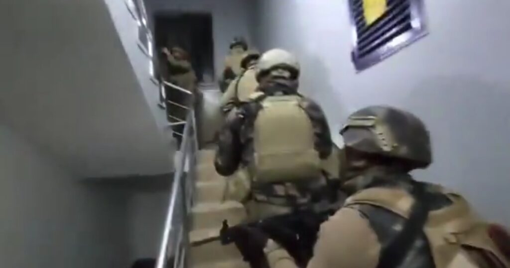 Şanlıurfa’da “Gülbaharlar” çökertildi! 16 kişi gözaltında