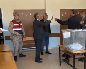 Şanlıurfa’da muhtarlık kavgaları: 15 yaralı!