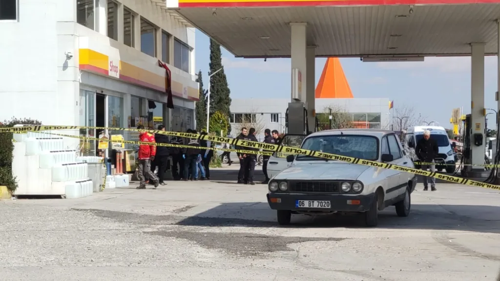 Şanlıurfa’da akaryakıt istasyonunda silahlı kavga! 2 yaralı