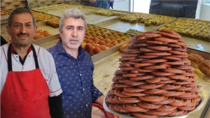 Şanlıurfa’da Ramazan bereketiyle geldi! Tatlıcılar yok satıyor