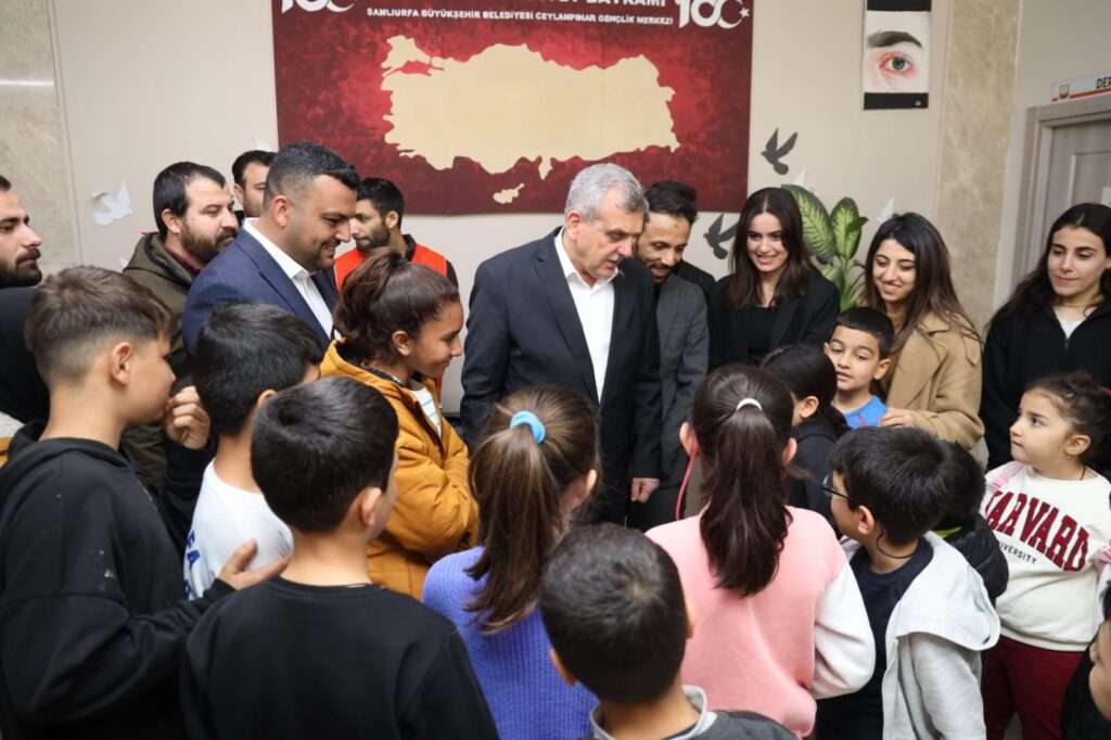 Zeynel Abidin Beyazgül, Gençlerle buluştu