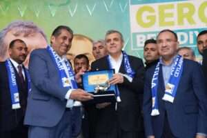 Ceylanpınar’da Ak Sevda sokaklara taştı