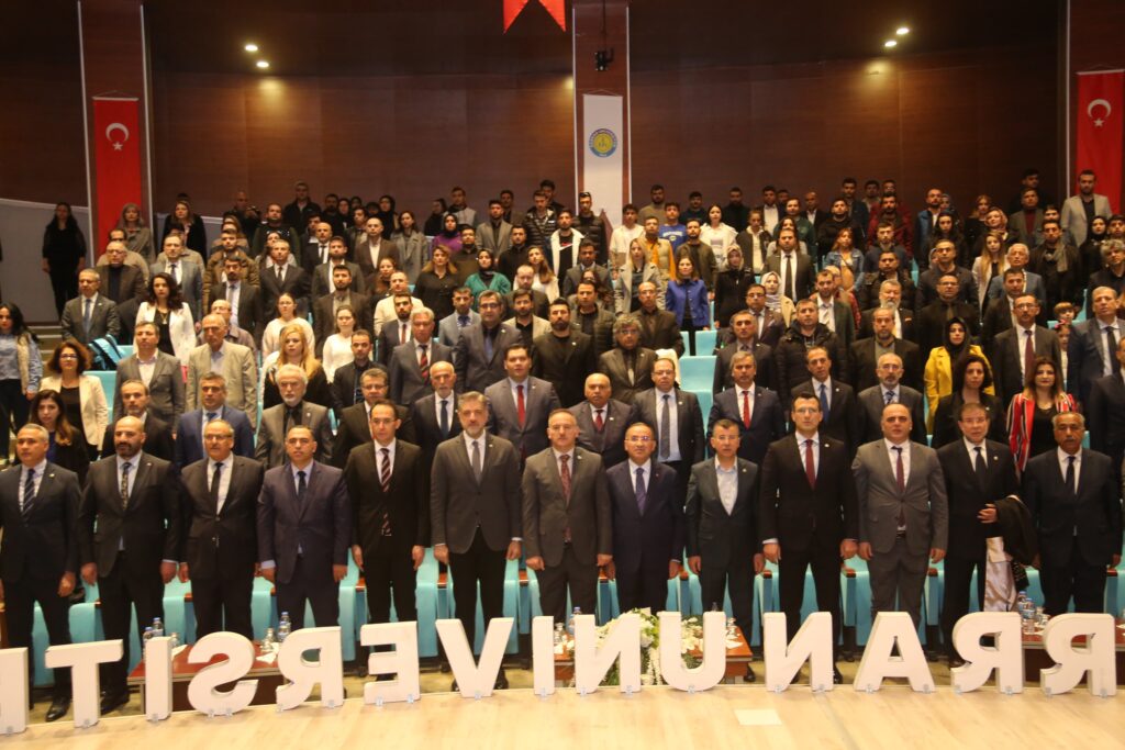 Emin Önen gençlere gelişen Türkiye’yi anlattı