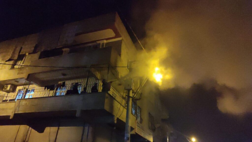 Eyyübiye’de elektrik direğinden çıkan yangın paniğe neden oldu!