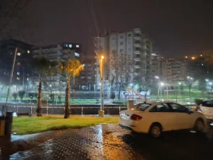 Şanlıurfa’da sağanak yağış etkisini artırıyor