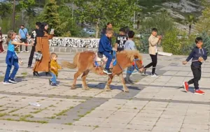 Şanlıurfa’da at binme keyfi bayram sevincini taçlandırdı
