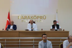 Karaköprü Belediyesi meclisinde kızlar kavşağı için karar alındı