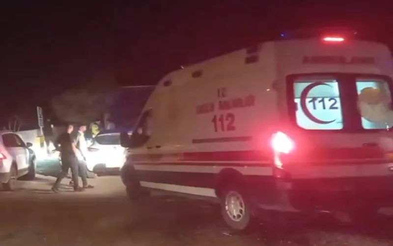 Şanlıurfa’da otomobil kamyona çarptı: 5 yaralı