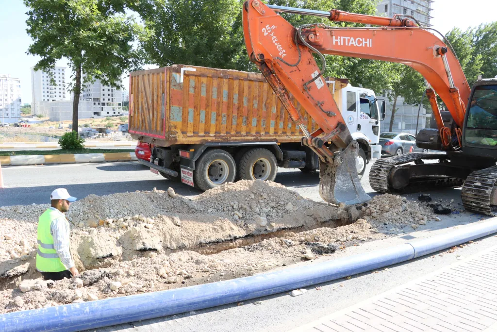 Karaköprü’nün altyapısı yenileniyor