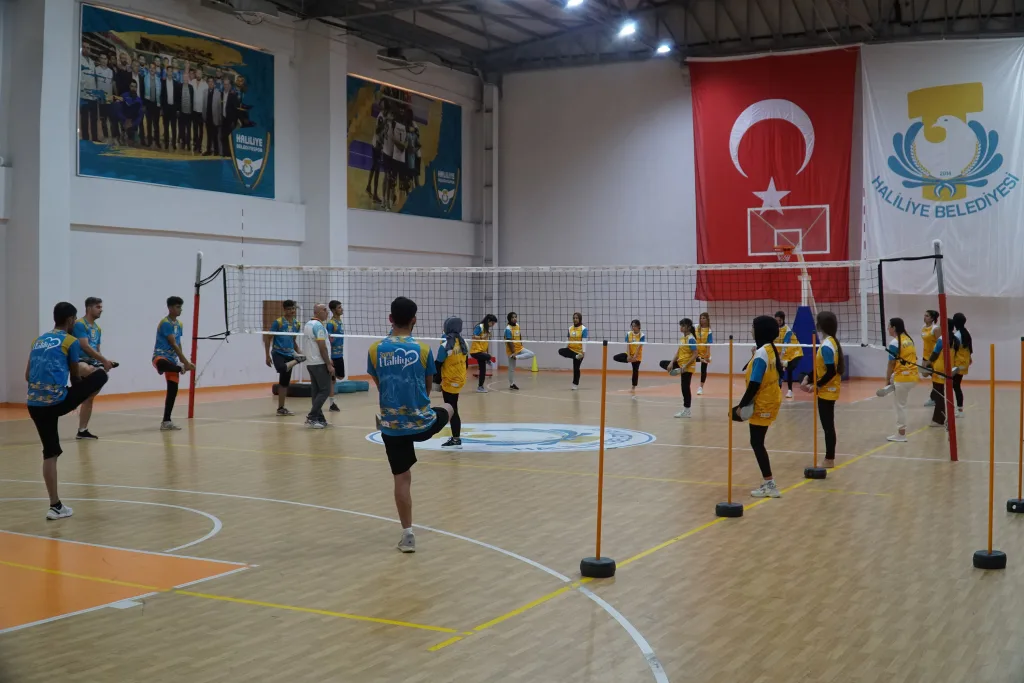 Haliliye Belediyesi gençlerin hayallerine köprü oluyor!