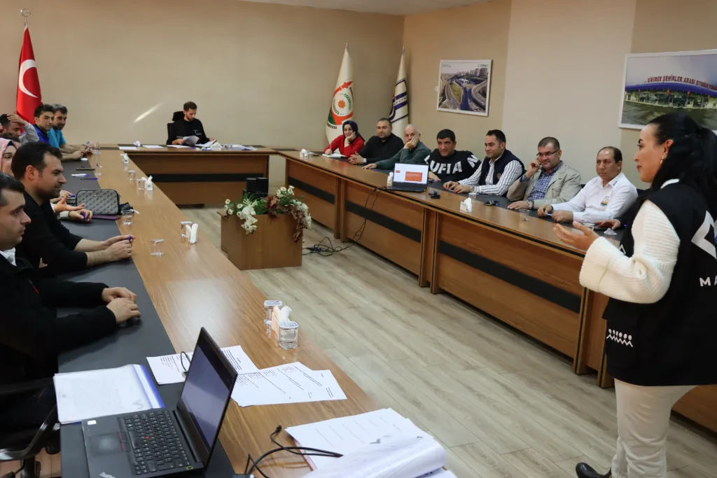 Şanlıurfa’da BELSAN şoförlerine stresle başa çıkma eğitimi verildi