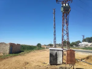 Şanlıurfa’da elektrik direğine çıkan genç hayatını kaybetti