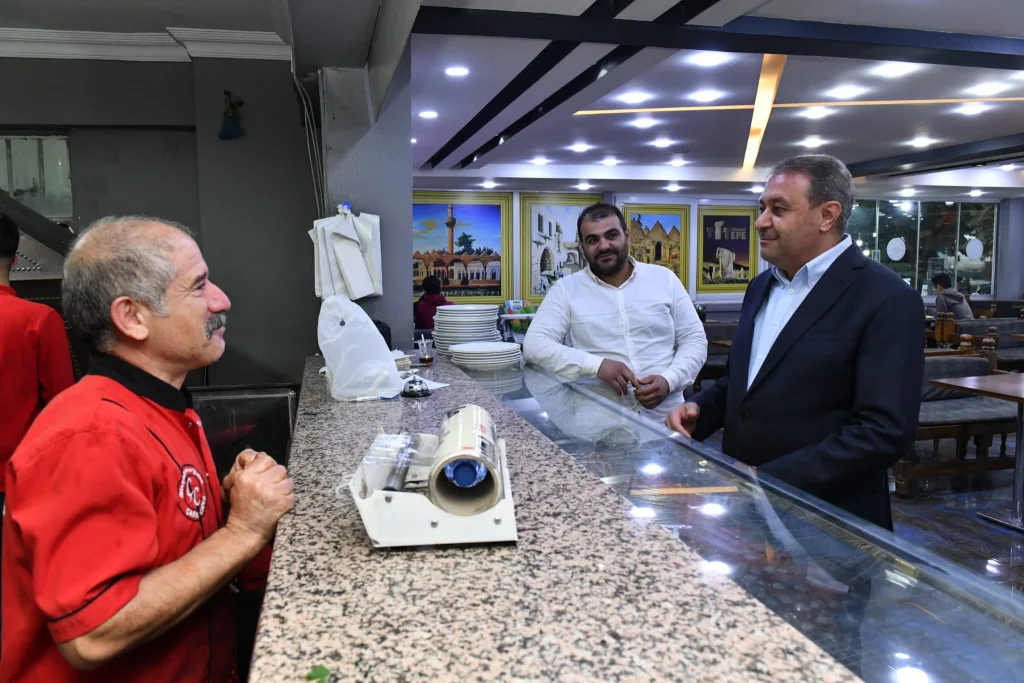 Şanlıurfa Valisi Şıldak Esnaf ve Vatandaşlarla buluşmaya devam ediyor