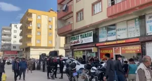 Şanlıurfa’da alacak verecek kavgası taşlı taşlı sopalı saldırıya dönüştü: 3 yaralı