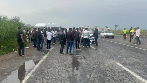 Şanlıurfa-Akçakale karayolunda feci kaza: 5 yaralı