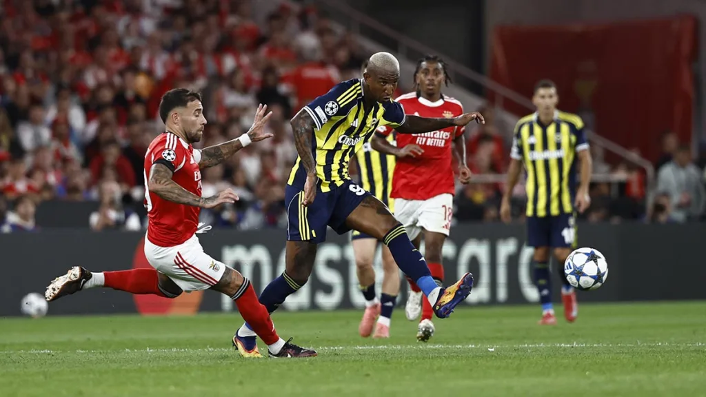 Fenerbahçe’nin Şampiyonlar Ligi rüyası sona erdi: 10 kişi kalan Fenerbahçe, Benfica’ya 1-0 mağlup oldu