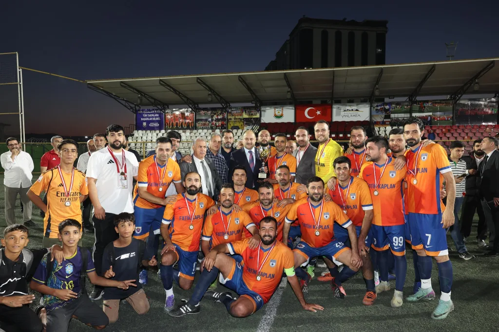 Şanlıurfa’da Masterler Turnuvası sona erdi: Şampiyon yıldızlar takımı oldu!