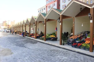 Haliliye’de eski pazar yıkıldı, Yerine Modern “Manavlar Dünyası” kuruldu