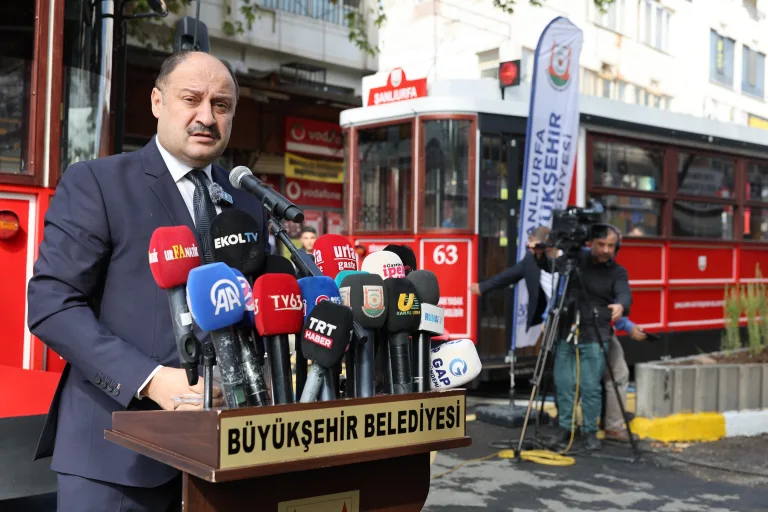 Şanlıurfa’da Nostaljik Tramvay heyecanı: Başkan Gülpınar projeyi yerinde inceledi