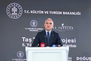 Bakan Ersoy Karahantepe’den duyurdu: “Taş Tepeler, Dünyanın neolitik başkenti olarak tescillenecek”