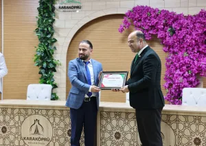 Karaköprü’de örnek işletmeler sektörel başarı belgesi ile ödüllendirildi