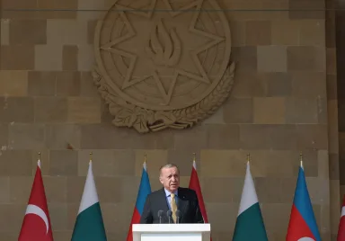 Cumhurbaşkanı Erdoğan: “Hürriyet sancağı, şehitlerimizin birbirine karışan kanlarının üzerinde yükseliyor”