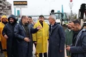 Başkan Gülpınar sahaya indi: “Tüm imkânlarımızı seferber ettik”