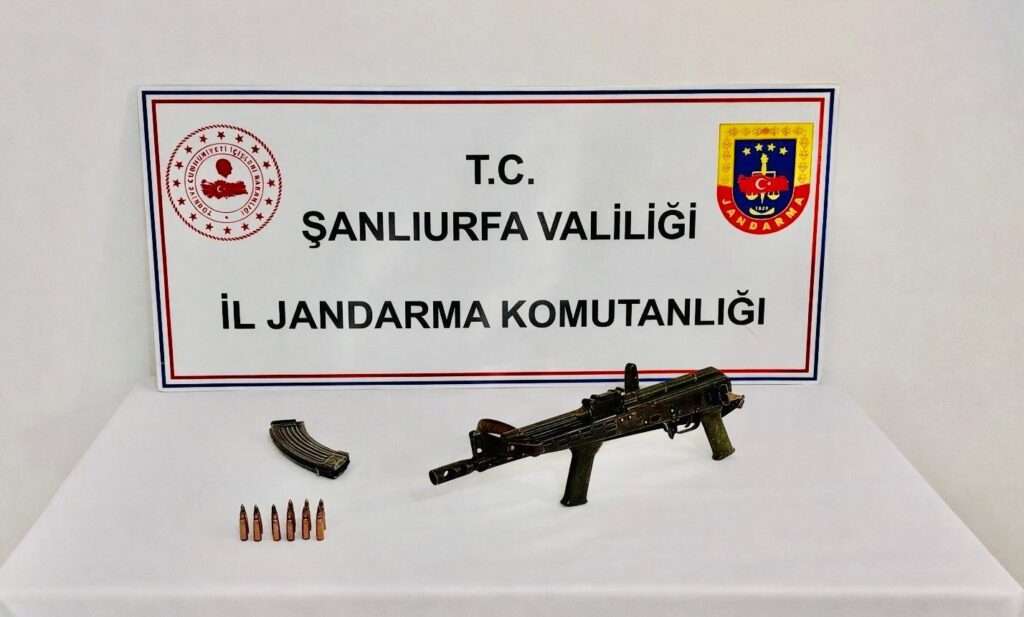 Şanlıurfa’da silah operasyonu: Kalaşnikof ve mühimmat ele geçirildi